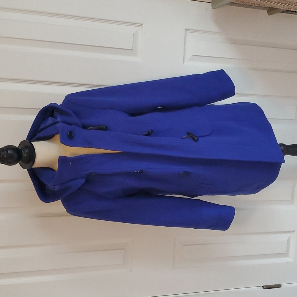 Peacoat with detachable  hood